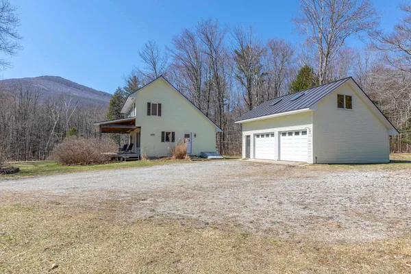 $565,000 | 191 Pleasant St Extension, Dorset, VT 05253