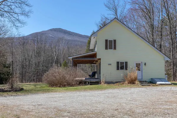$565,000 | 191 Pleasant St Extension, Dorset, VT 05253