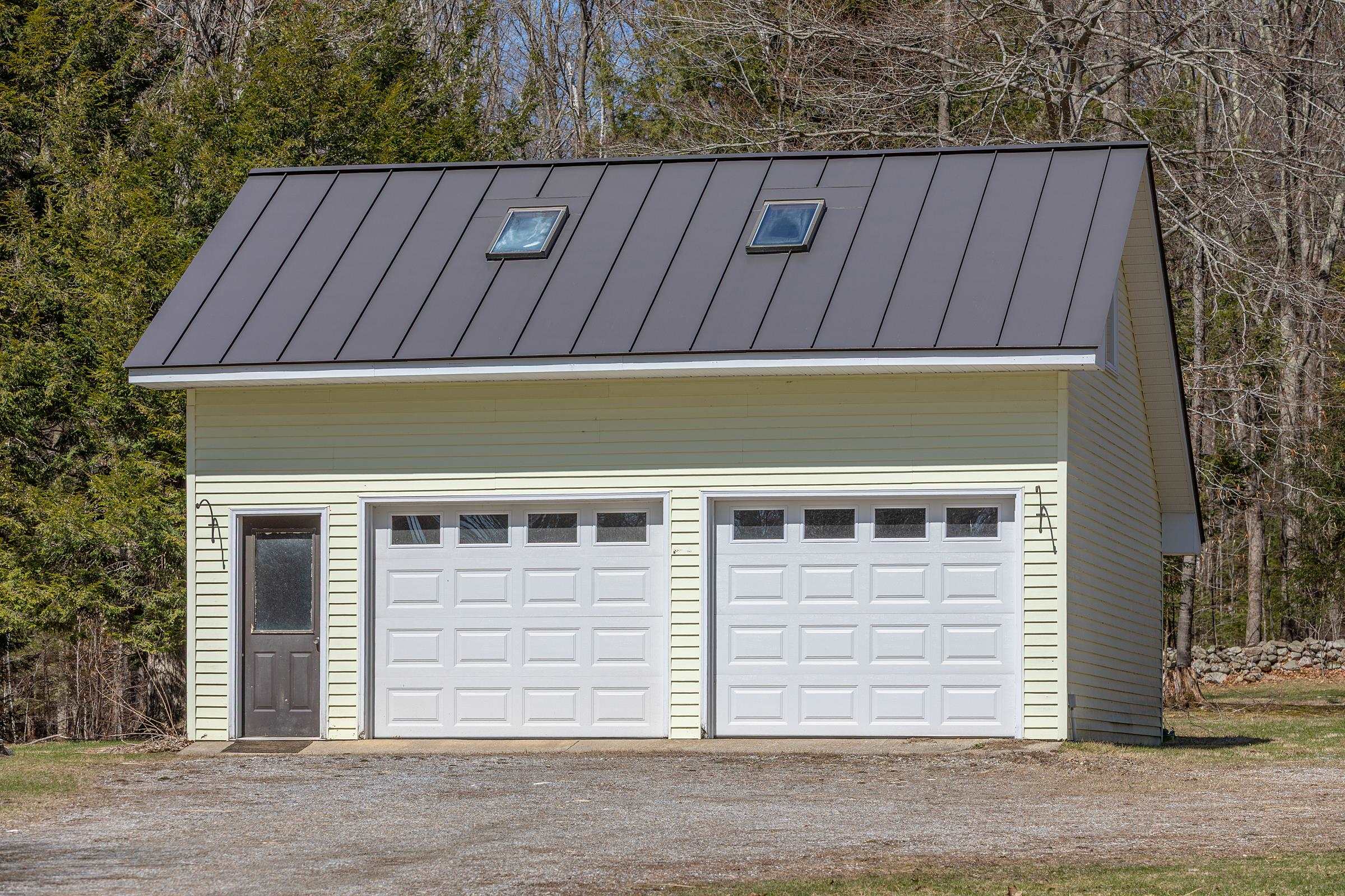 191 Pleasant St Extension Dorset, VT 05253 - Photo 5 of 45