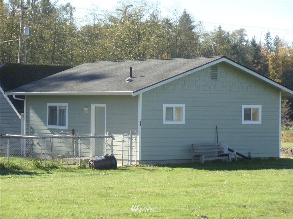 14719 Josh Wilson Road Burlington, WA 98233 - Photo 3 of 9 Gallery Image 3