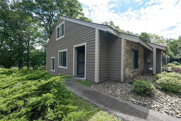 $449,900 | 1491 Saddler Way, Hidden Valley, PA 15502