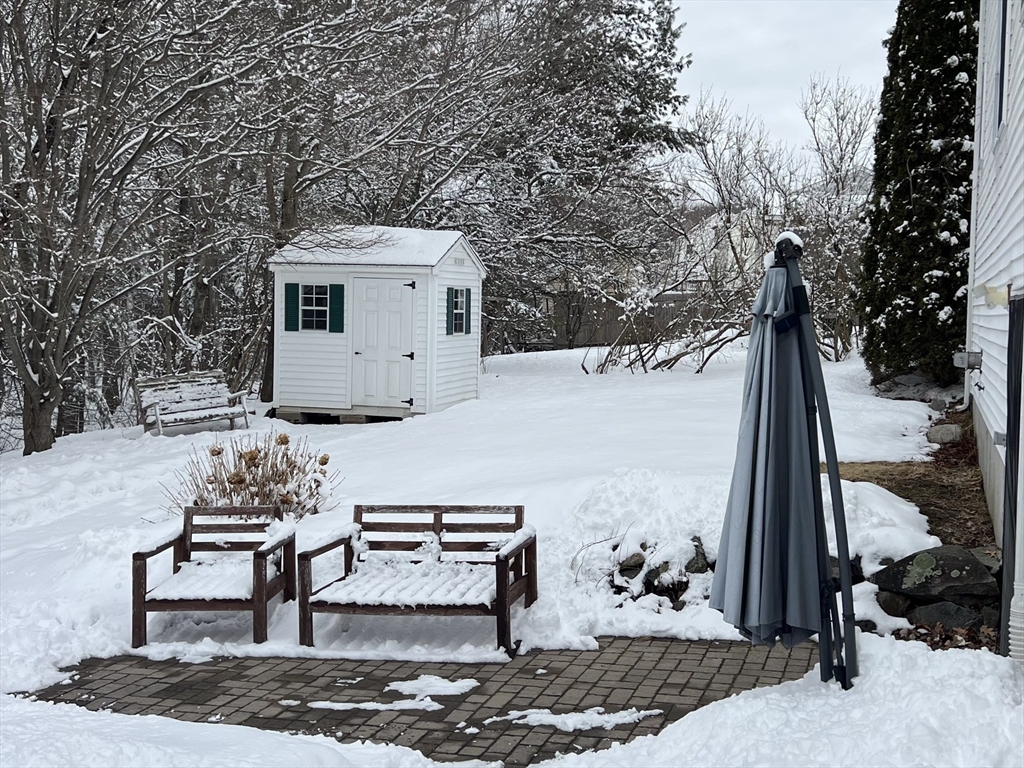 248 Acropolis Road Lowell, MA 01854 - Photo 3 of 22 Gallery Image 3