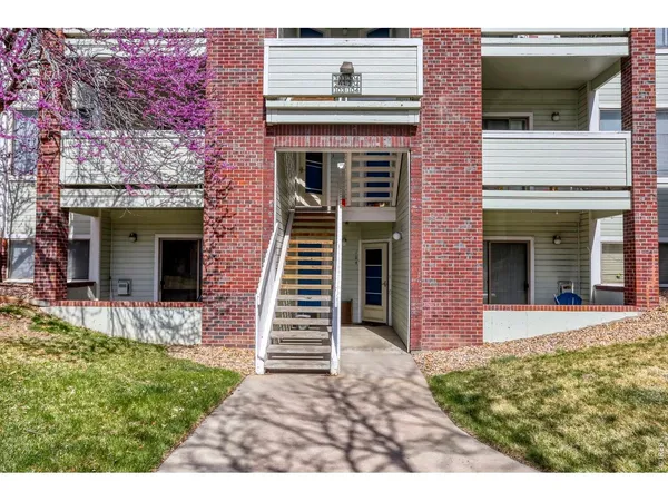 $324,000 | 33 South Boulder Circle, Unit 303, Boulder, CO 80303
