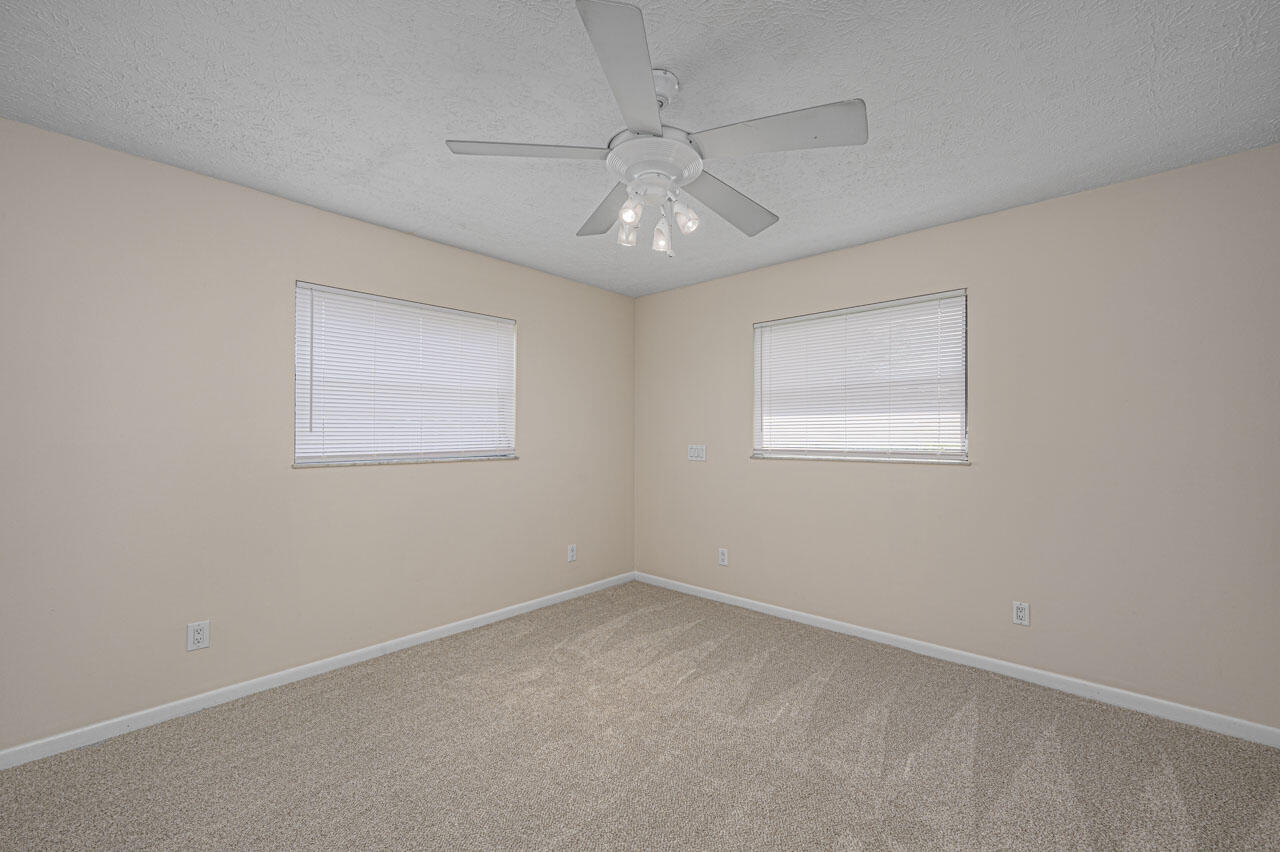 1132 Southeast Palm Beach Road Port St. Lucie, FL 34952 - Photo 11 of 17 1132 SE Palm Beach Rd - WEB - 11