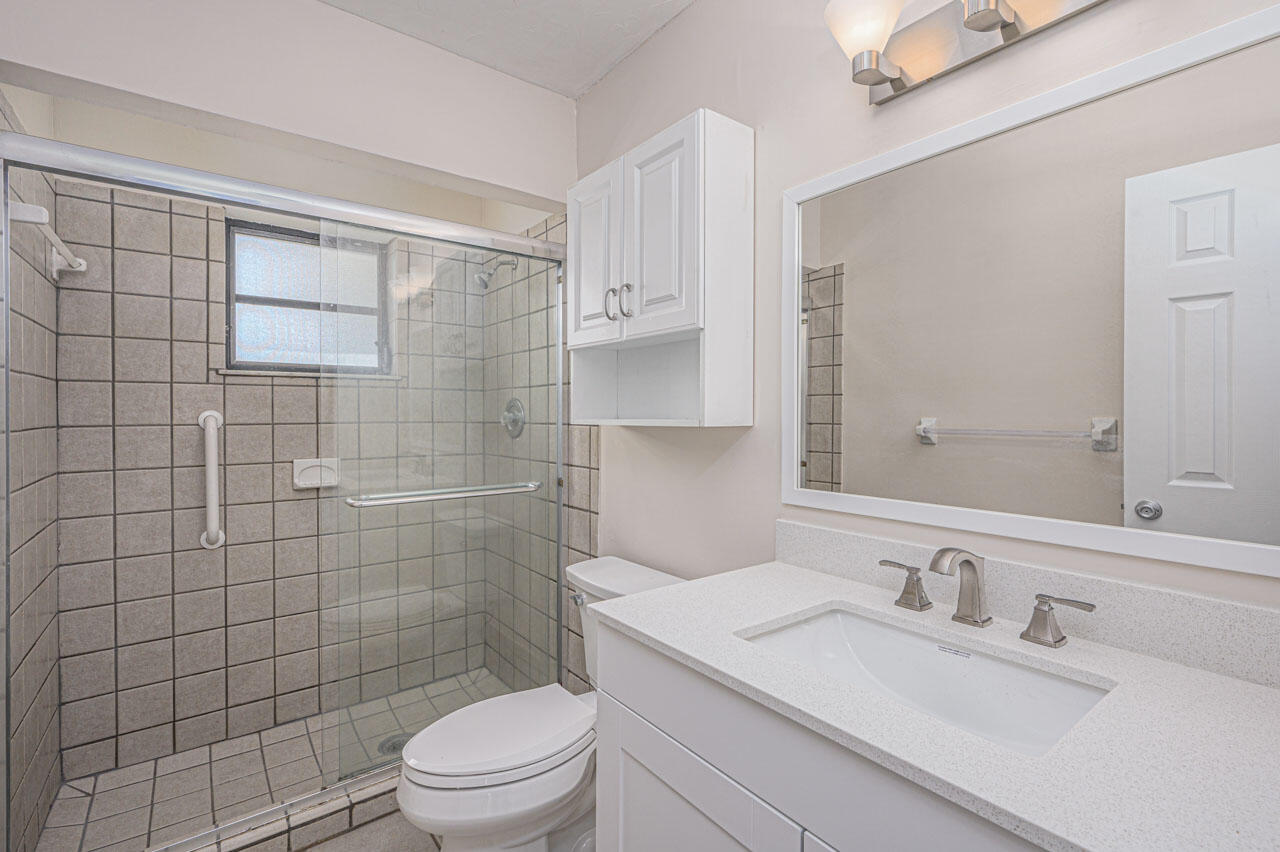 1132 Southeast Palm Beach Road Port St. Lucie, FL 34952 - Photo 13 of 17 1132 SE Palm Beach Rd - WEB - 13