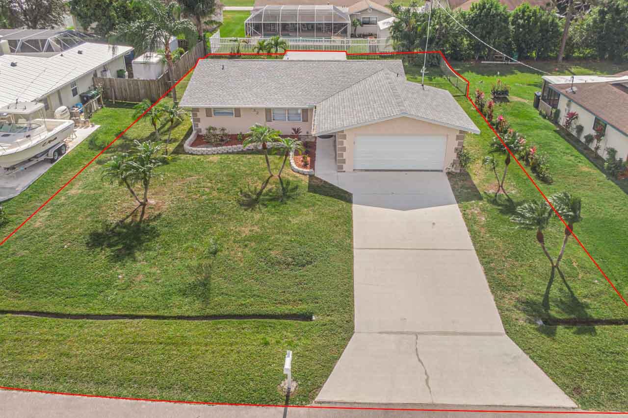 1132 Southeast Palm Beach Road Port St. Lucie, FL 34952 - Photo 2 of 17 1132 SE Palm Beach Rd - WEB - 1