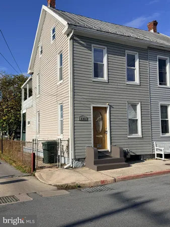 $1,295 | 133 East Lee Street, Hagerstown, MD 21740