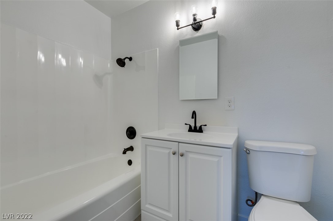 4044 Maple Hill Road Las Vegas, NV 89115 - Photo 12 of 40 Gallery Image 12