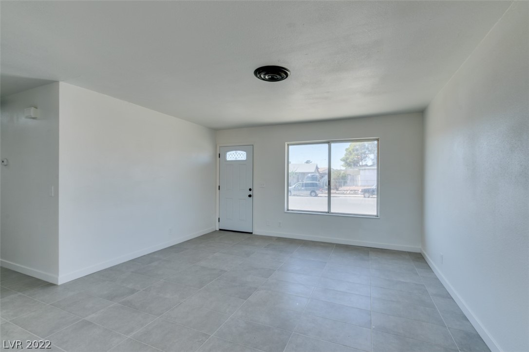 4044 Maple Hill Road Las Vegas, NV 89115 - Photo 21 of 40 Gallery Image 21