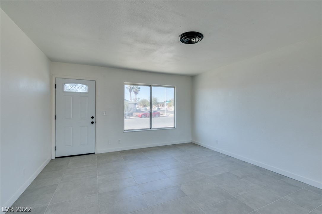 4044 Maple Hill Road Las Vegas, NV 89115 - Photo 23 of 40 Gallery Image 23
