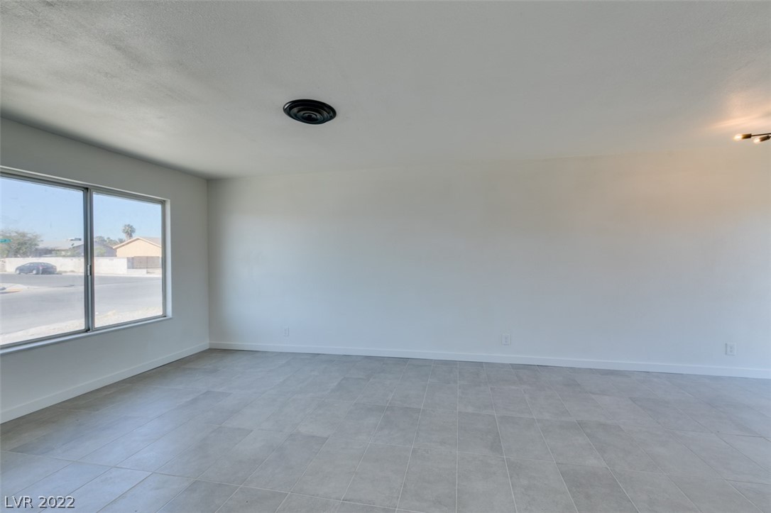 4044 Maple Hill Road Las Vegas, NV 89115 - Photo 24 of 40 Gallery Image 24