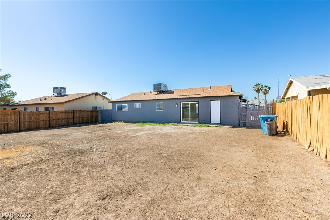 4044 Maple Hill Road Las Vegas, NV 89115 - Photo 36 of 40 Gallery Image 36