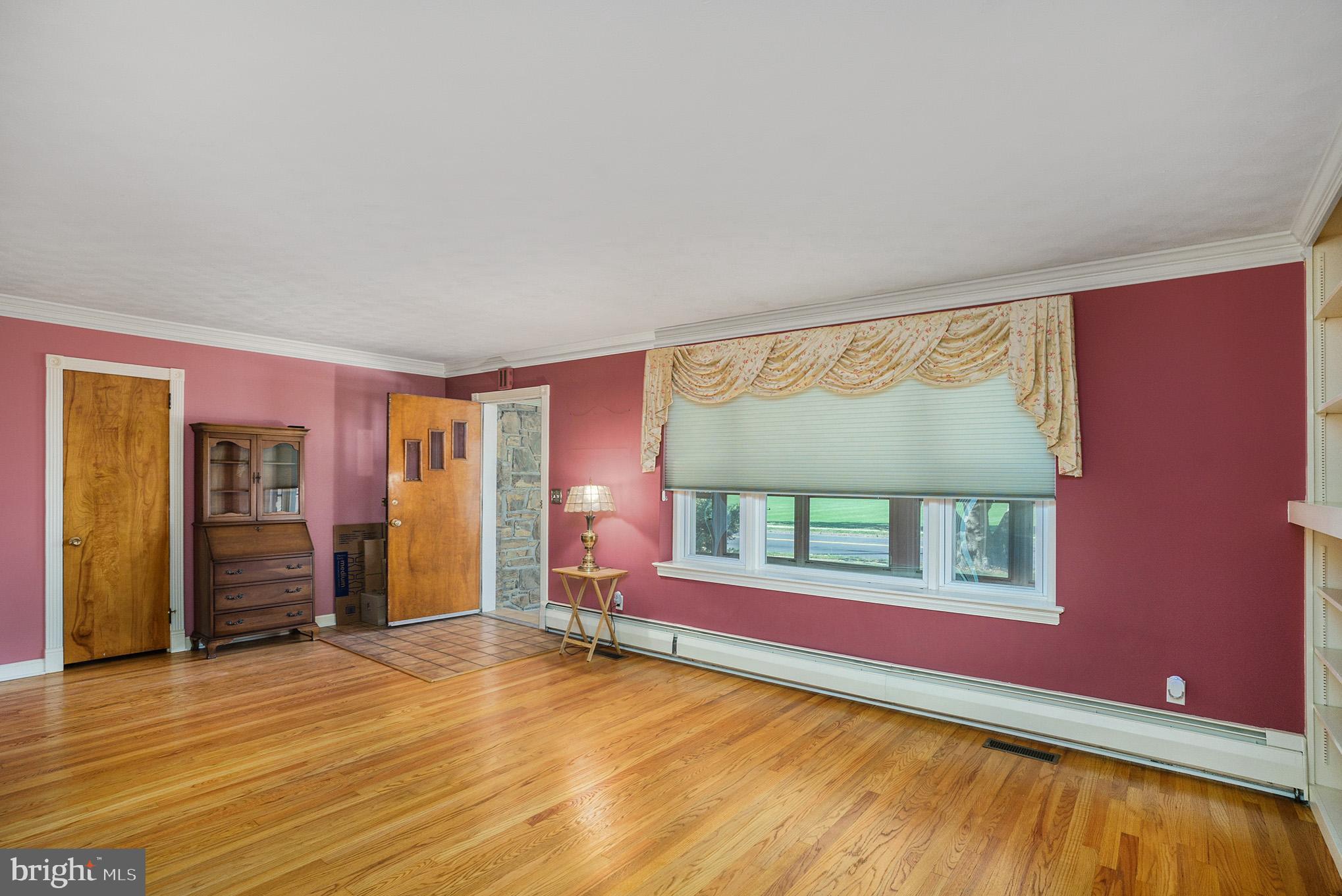 217 Church Road Lansdale, PA 19446 - Photo 8 of 40 Gallery Image 8