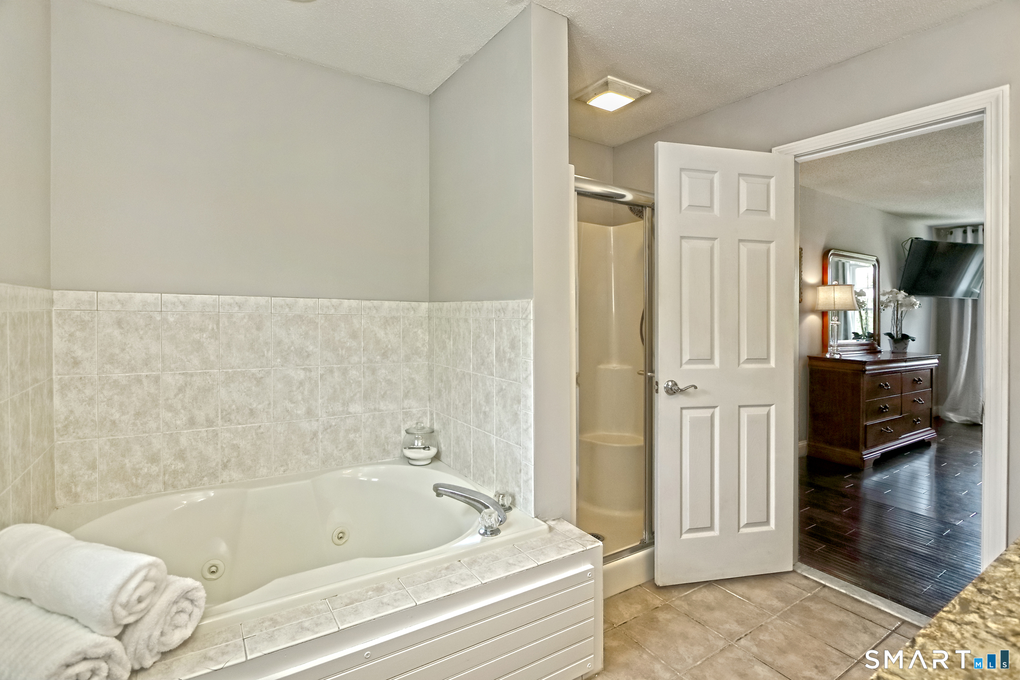 36 Devonshire Lane Madison, CT 06443 - Photo 28 of 40