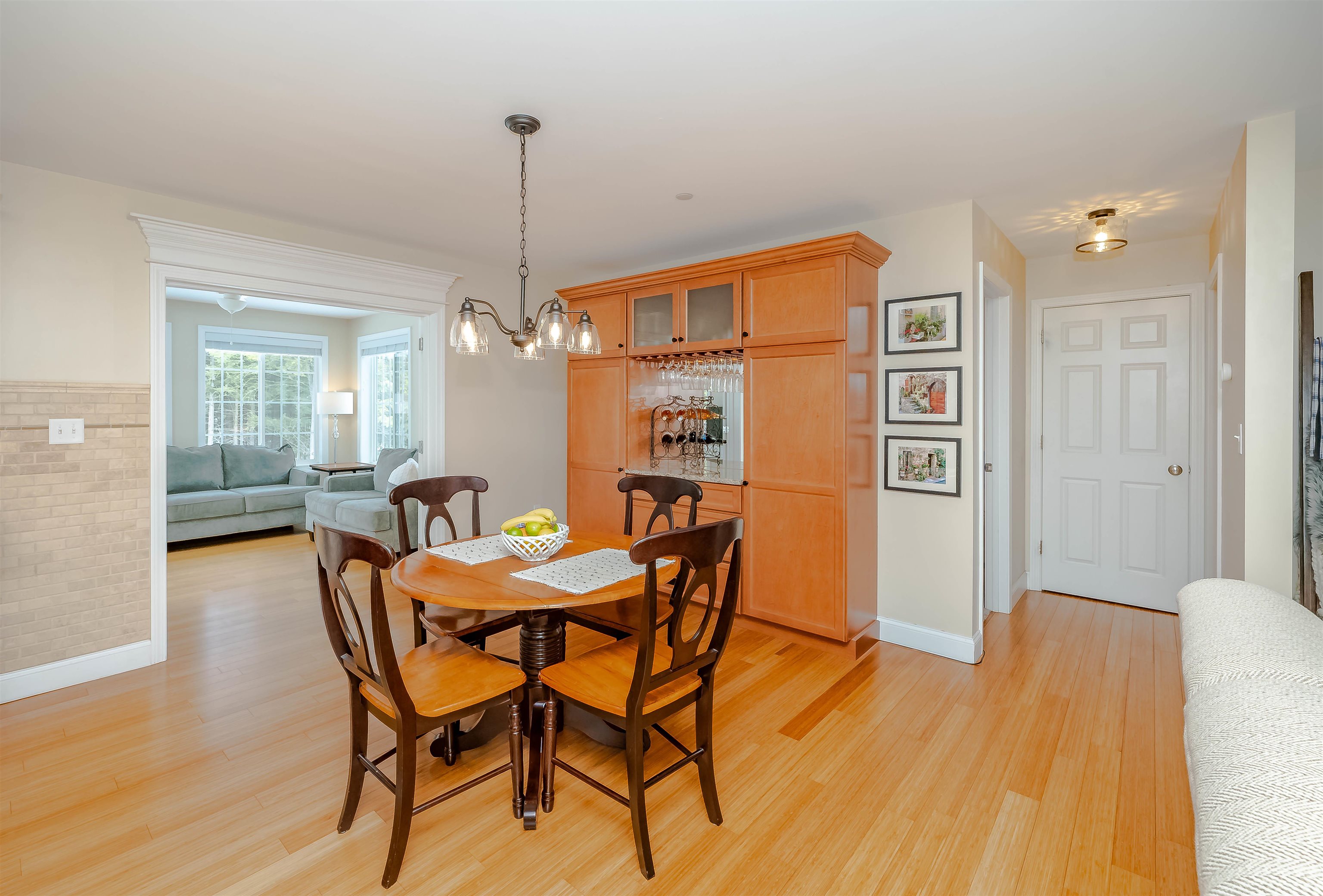208 Villager Road Chester, NH 03036 - Photo 6 of 50 Gallery Image 6