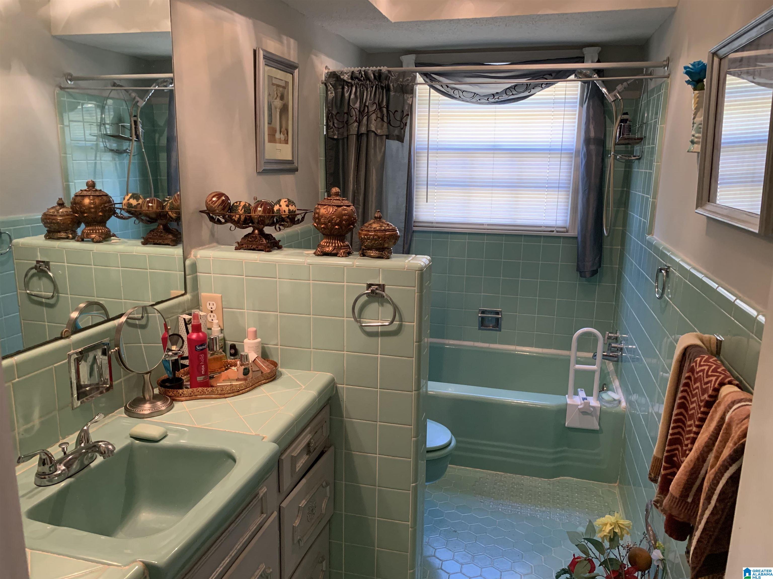405 Lazy Y Road Hayden, AL 35079 - Photo 16 of 24