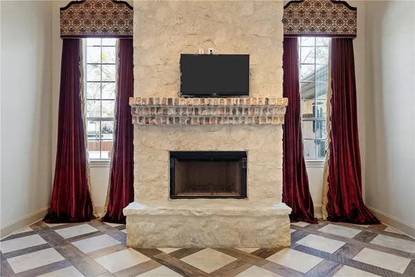 $2,499,999 | 11030 Hidden Bluff, McGregor, TX 76657
