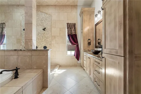 $2,499,999 | 11030 Hidden Bluff, McGregor, TX 76657