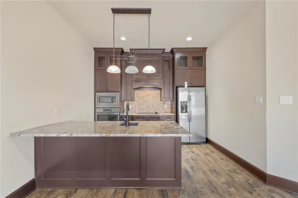 $2,499,999 | 11030 Hidden Bluff, McGregor, TX 76657