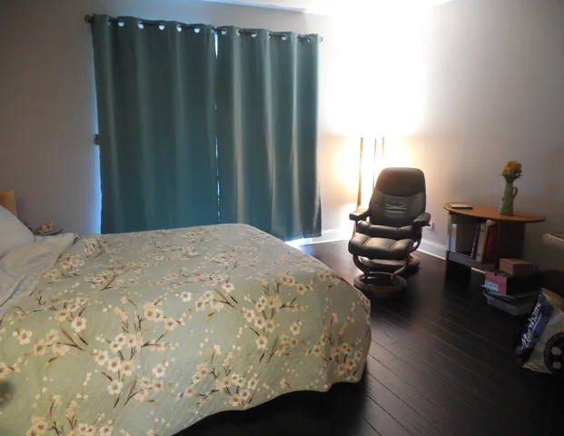 $279,500 | 4000 Dundee Road, Unit 203B, Northbrook, IL 60062