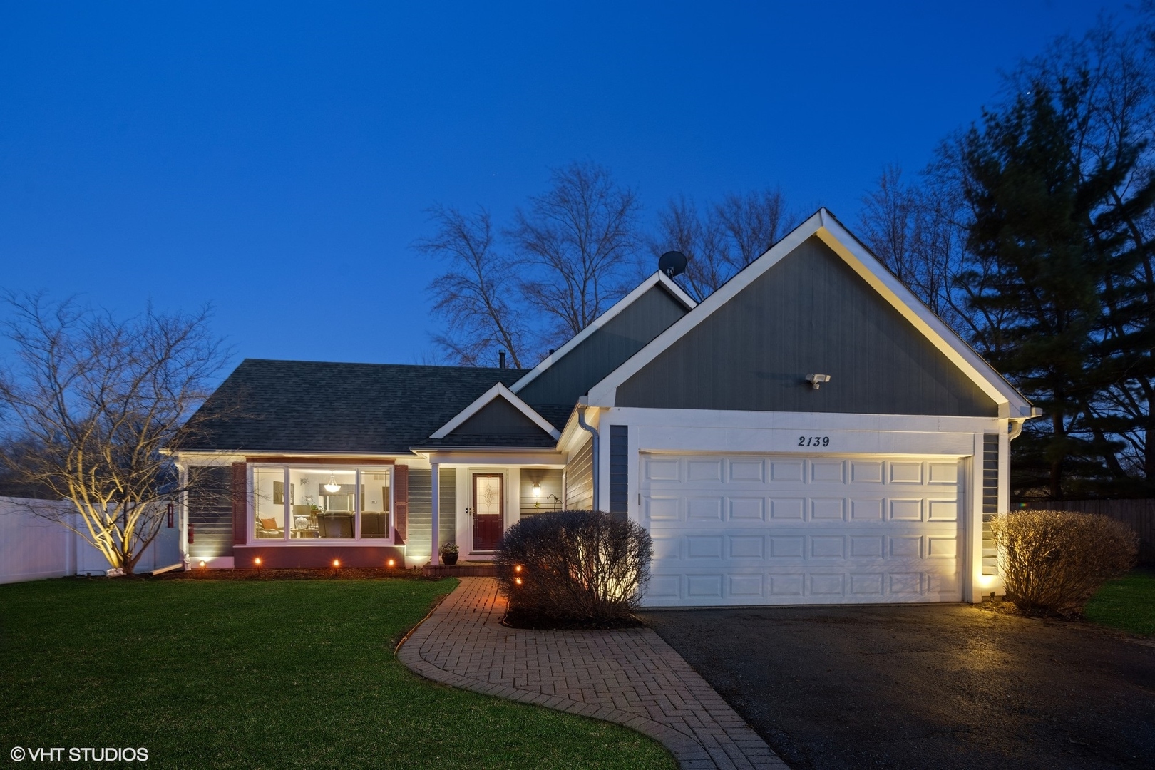 2139 Templar Drive Naperville, IL 60565 - Photo 4 of 39