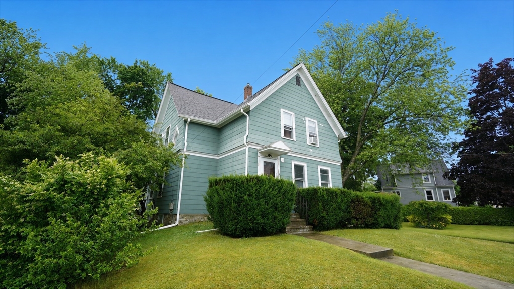 14 Frank Street Middleboro, MA 02346 - Photo 2 of 42