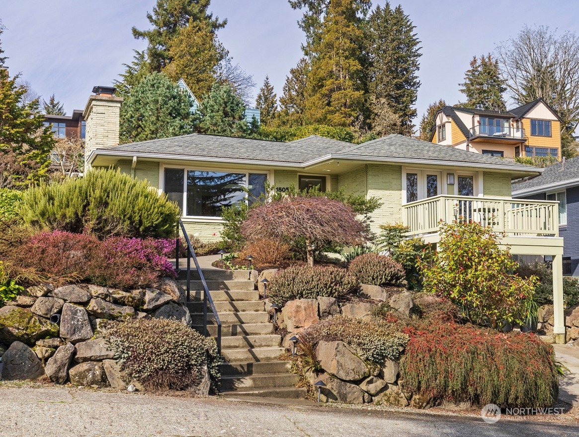1505 35th Avenue South Seattle, WA 98144 - Photo 35 of 39 front view of a house with a yard