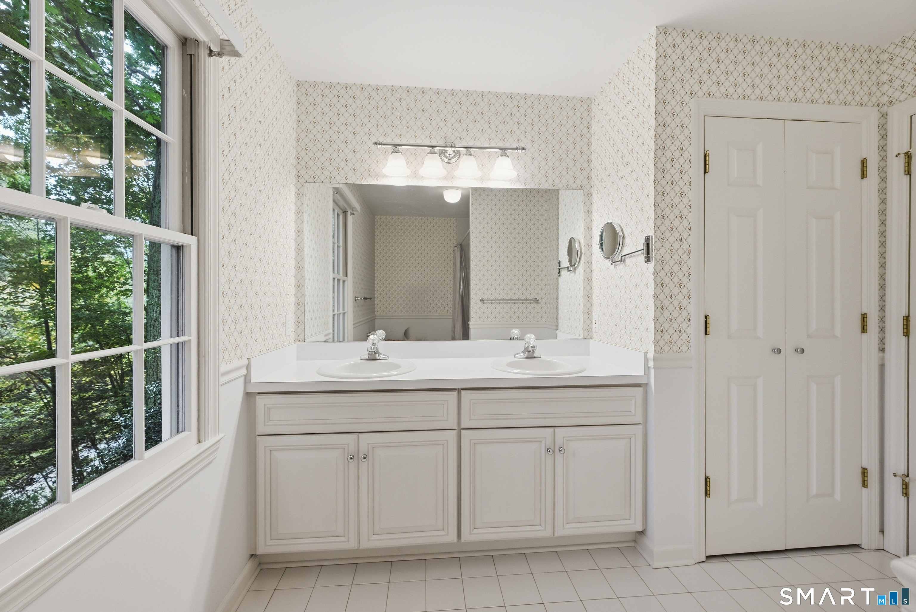 18 Cove Road Brookfield, CT 06804 - Photo 25 of 39 Gallery Image 25