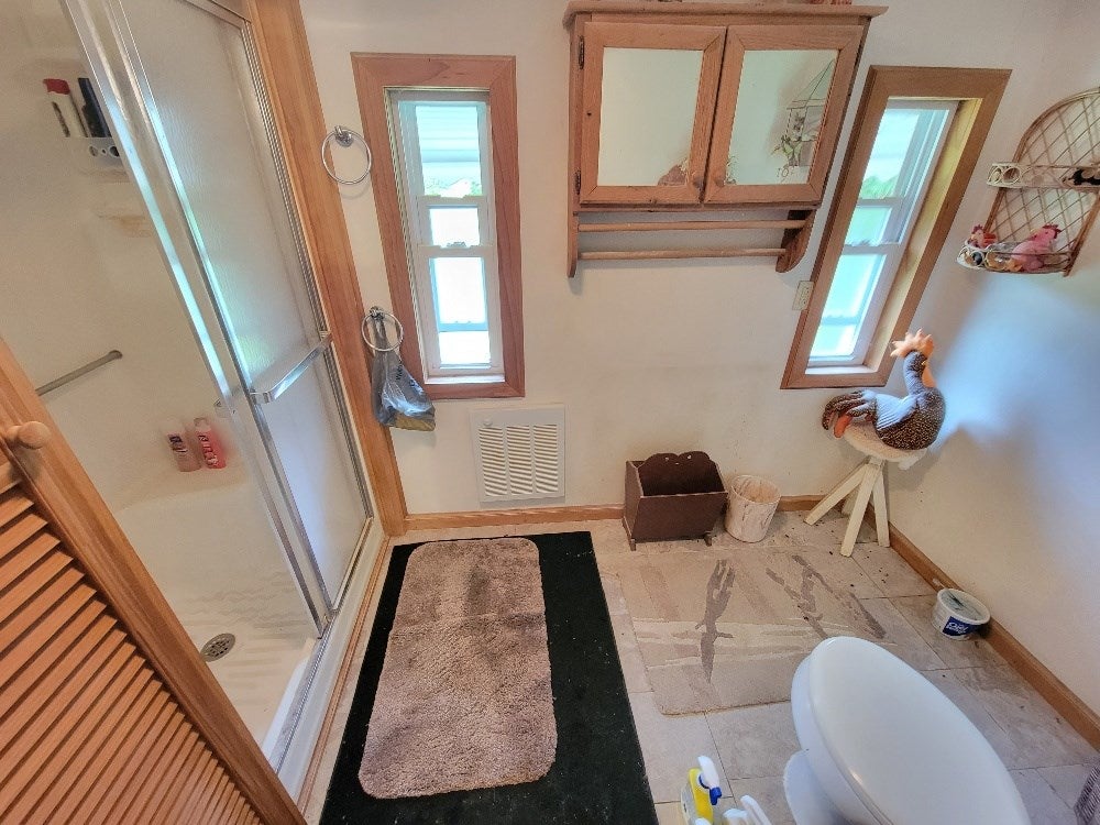 2043 Edmonds Road Galax, VA 24333 - Photo 20 of 29 Gallery Image 20