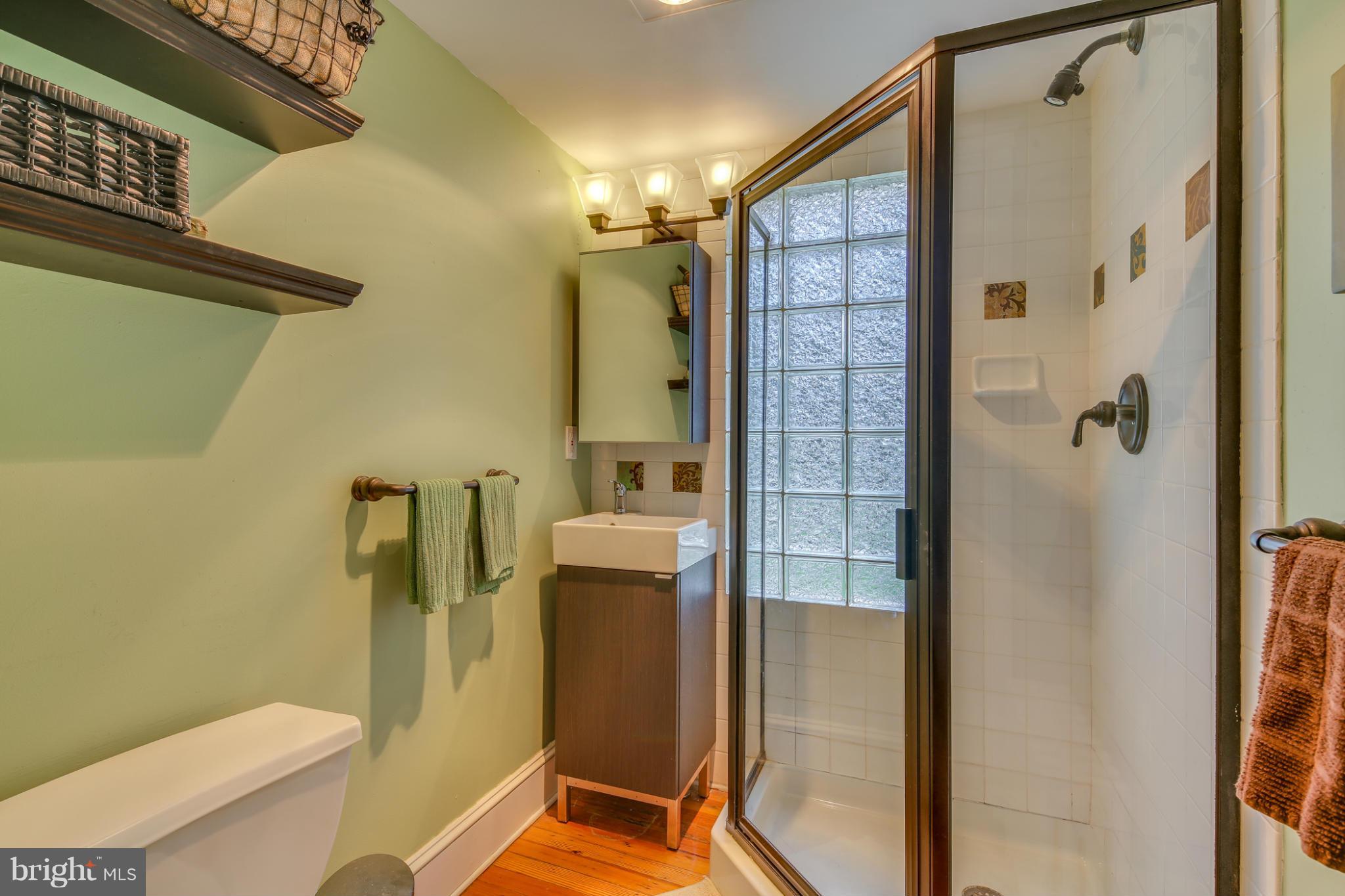 112 Hanover Road Reisterstown, MD 21136 - Photo 14 of 29 Bath