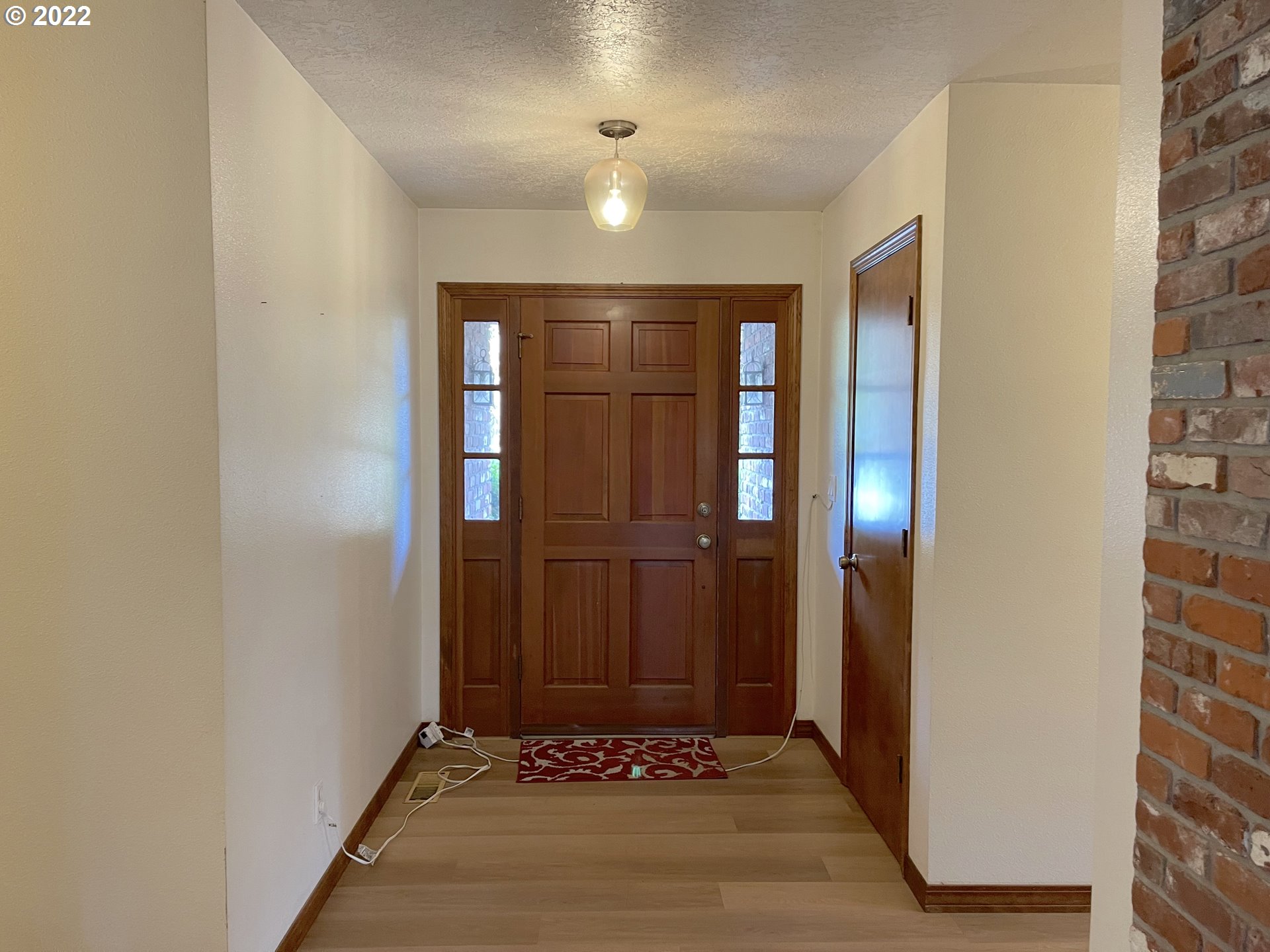 6624 Kinns Road Northeast Woodburn, OR 97071 - Photo 3 of 27 Gallery Image 3