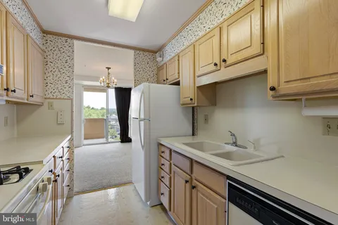 $180,000 | 2401 Pennsylvania Avenue, Unit 715, Wilmington, DE 19806