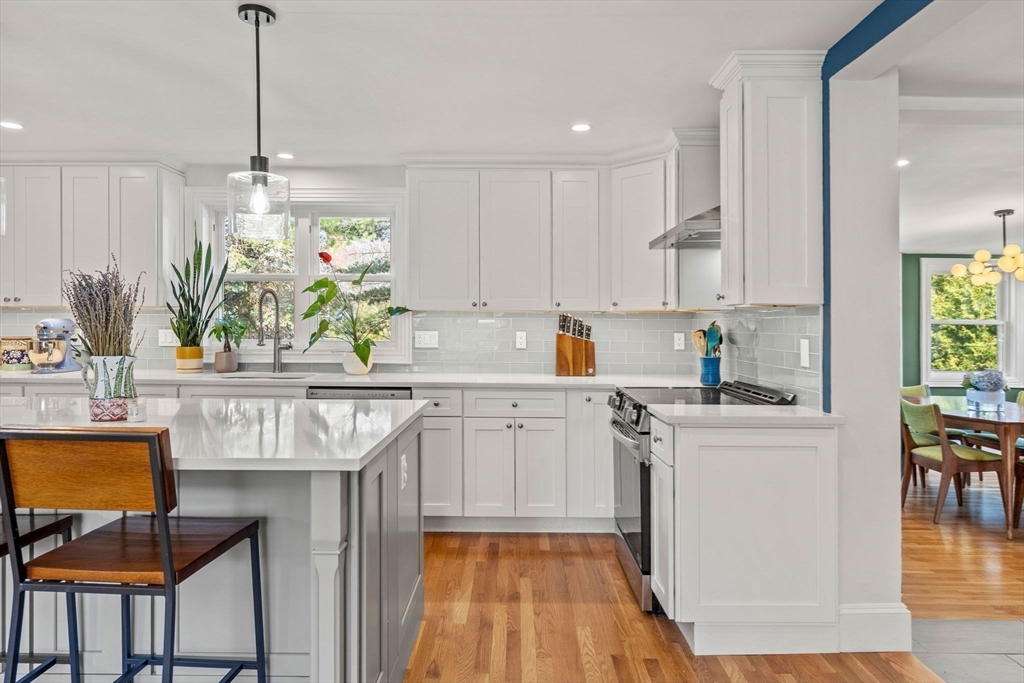 22 Shelton Road Swampscott, MA 01907 - Photo 11 of 32