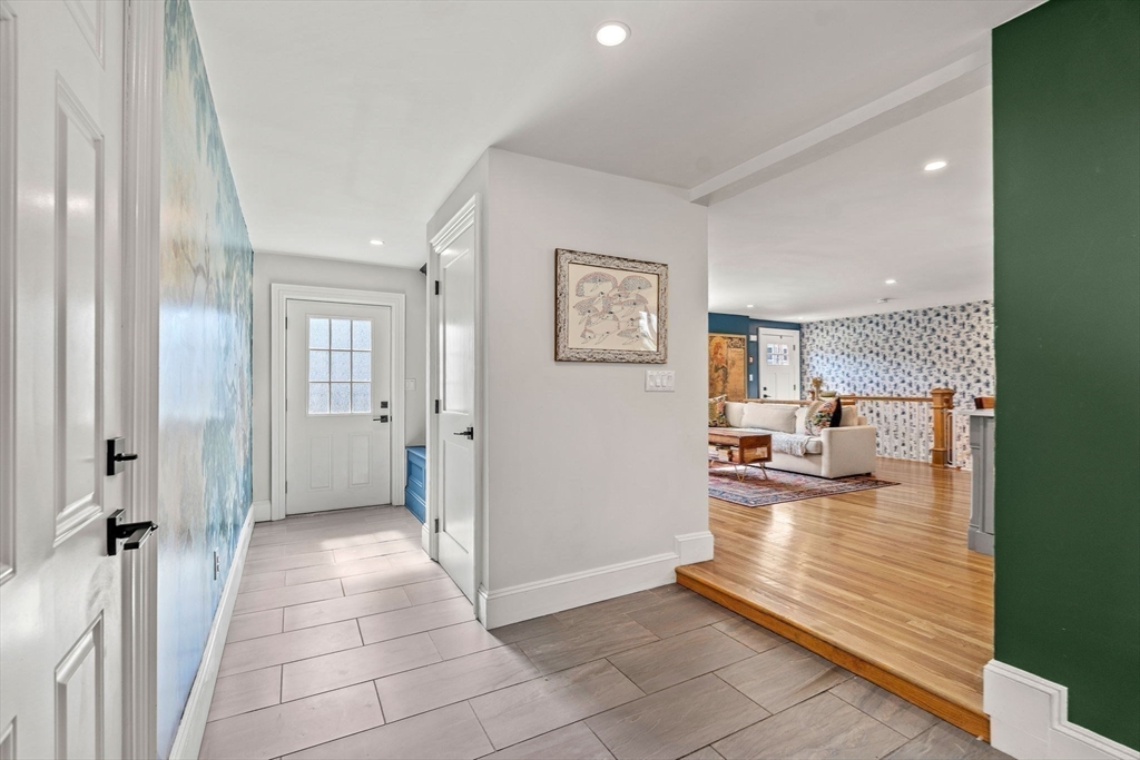 22 Shelton Road Swampscott, MA 01907 - Photo 12 of 32