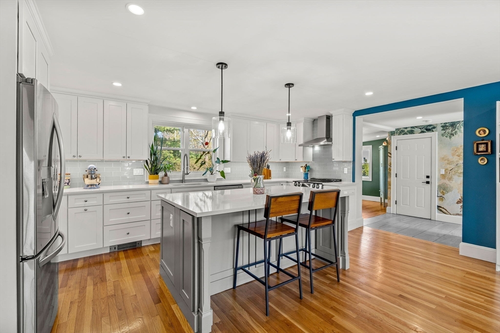 22 Shelton Road Swampscott, MA 01907 - Photo 4 of 32