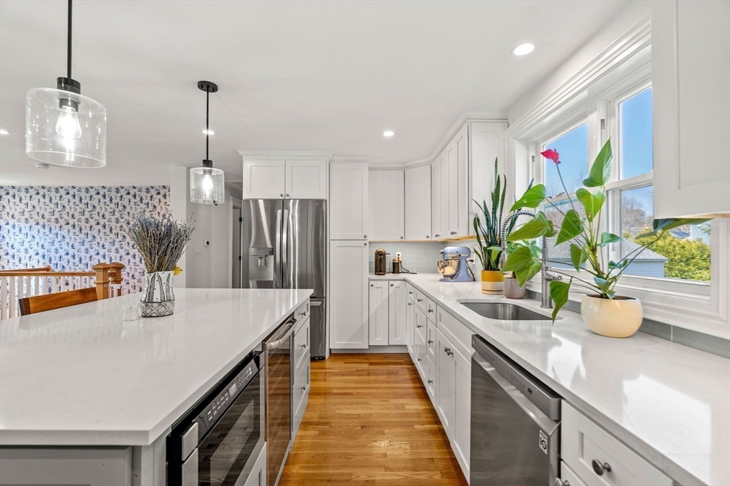 22 Shelton Road Swampscott, MA 01907 - Photo 6 of 32