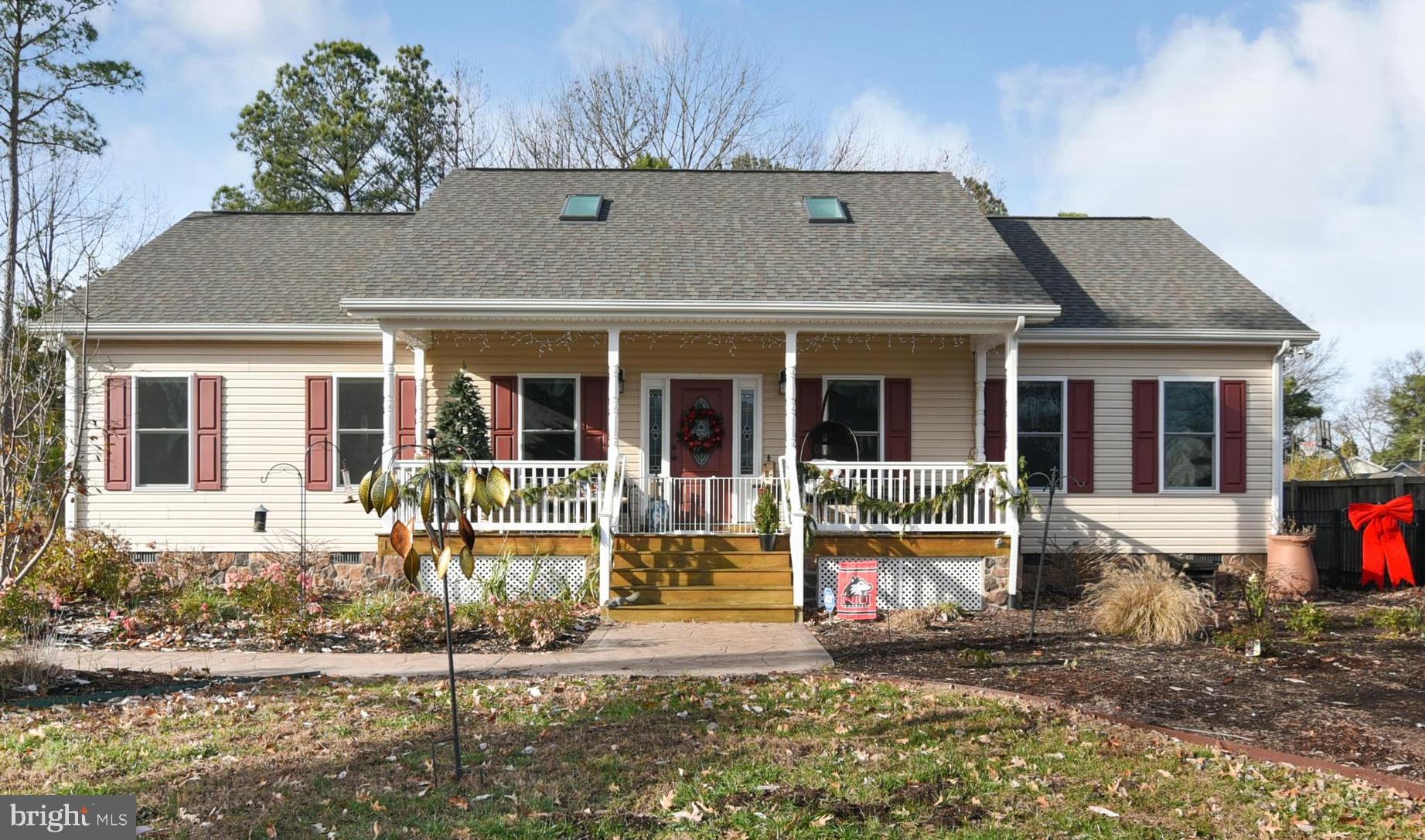 105 Azalea Road Colonial Beach, VA 22443 - Photo 1 of 37 105 Azalea Ave.
