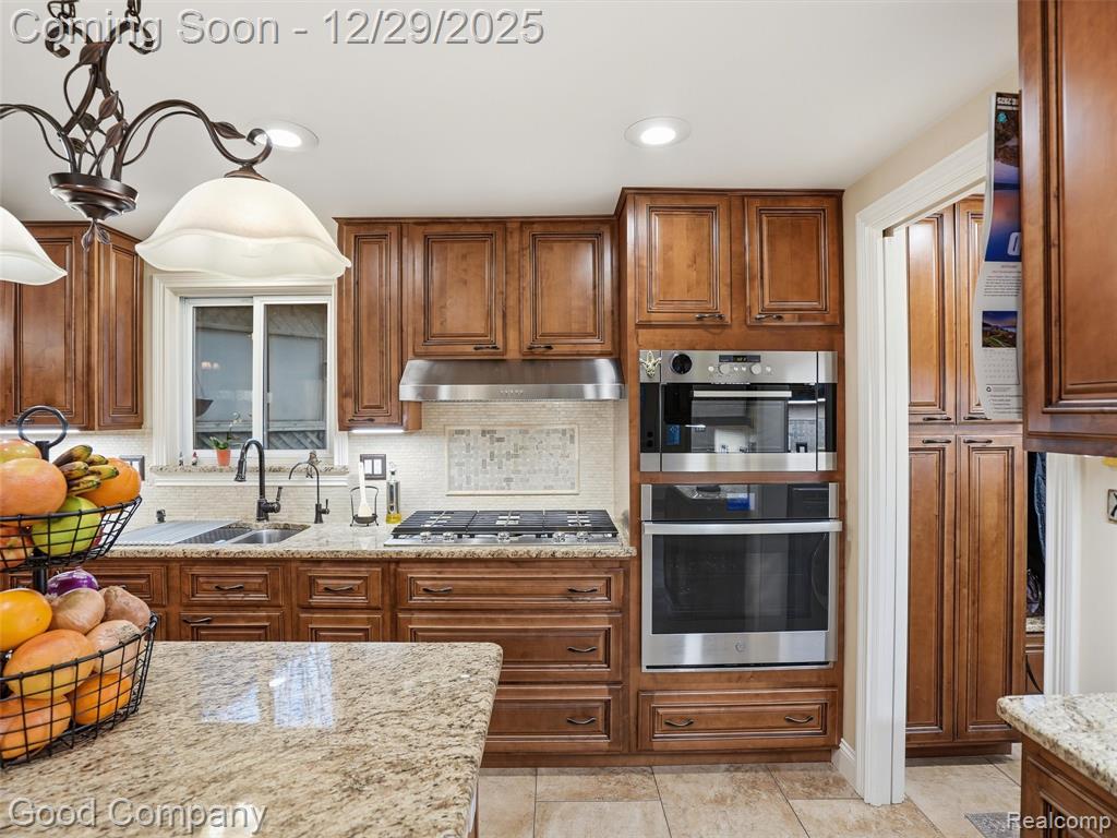 25625 Napier Road South Lyon, MI 48178 - Photo 5 of 60 Gallery Image 5
