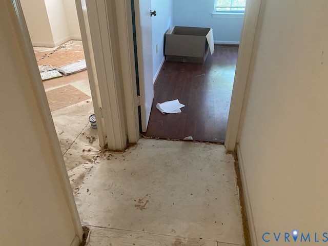 747 Ridge Circle Chesapeake, VA 23320 - Photo 19 of 38