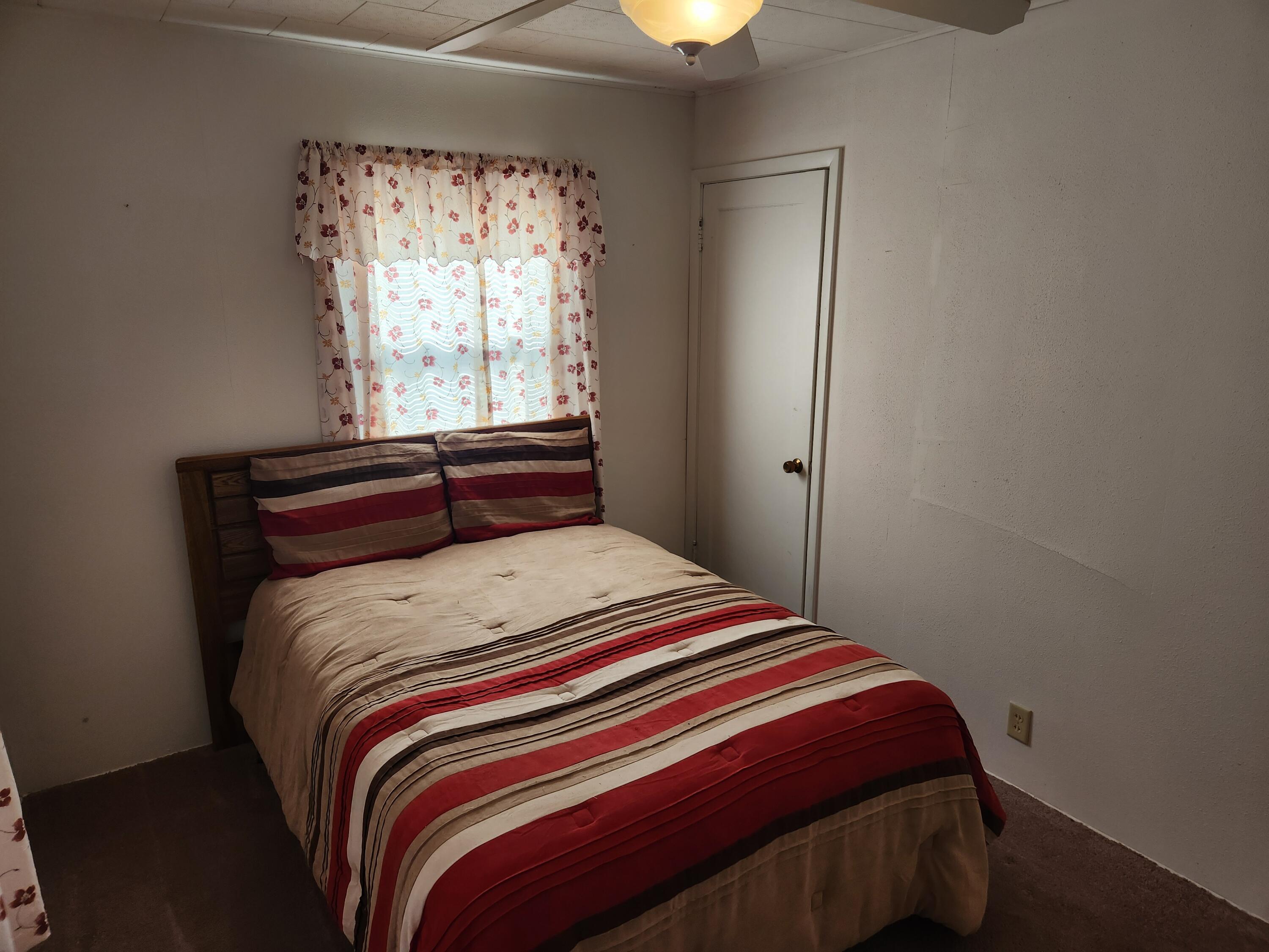 825 West Washington Street Rensselaer, IN 47978 - Photo 15 of 16 3000x2250