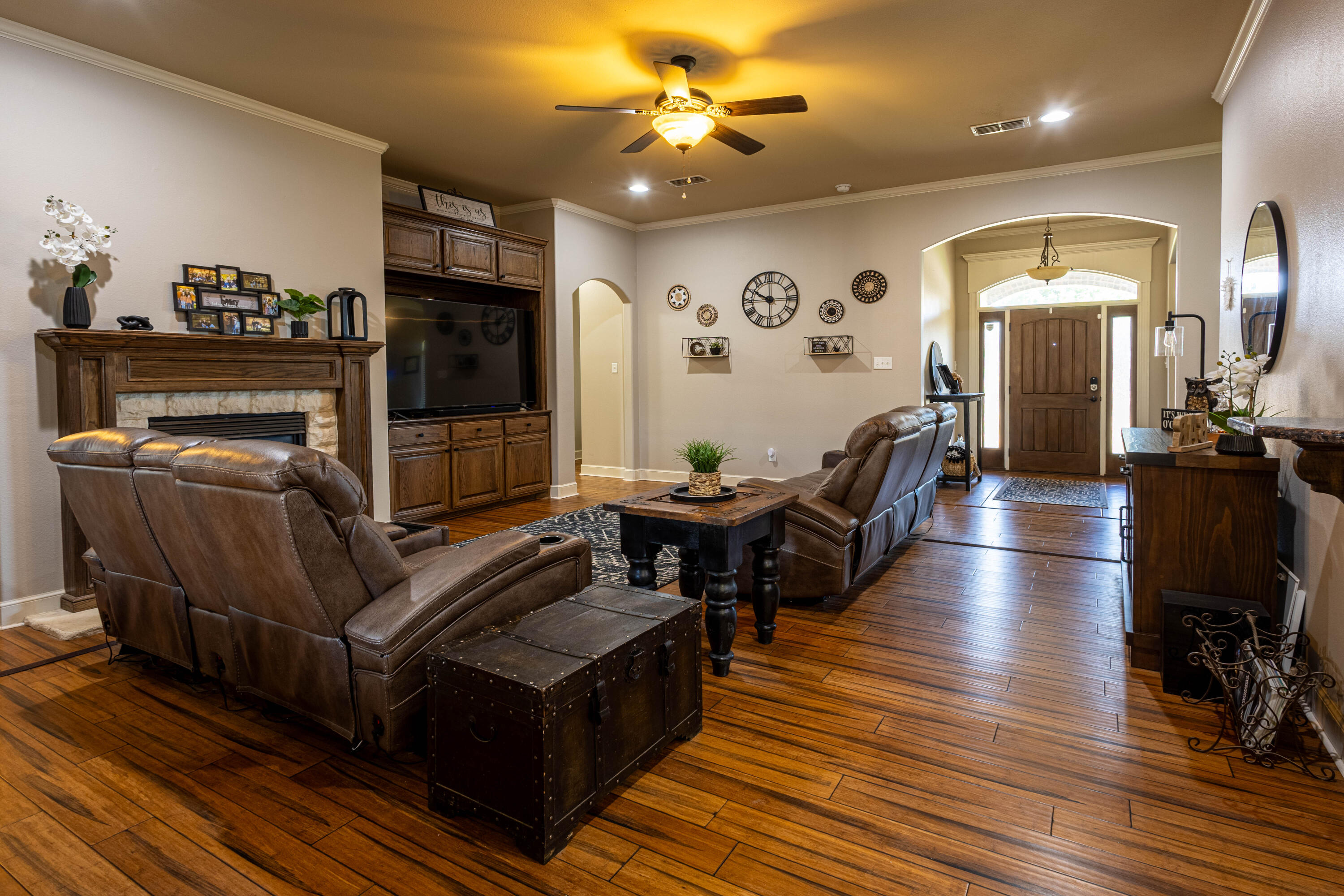 6305 77th Street Lubbock, TX 79424 - Photo 13 of 32 ELA_Lubbock TX Property_77th Street_2026