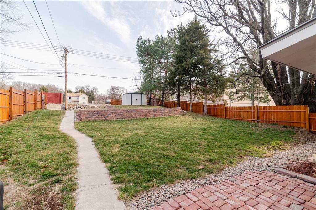 601 Atchison Street Atchison, KS 66002 - Photo 16 of 95