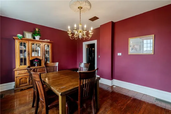 $279,000 | 601 Atchison Street, Atchison, KS 66002