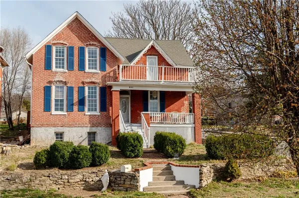 $279,000 | 601 Atchison Street, Atchison, KS 66002