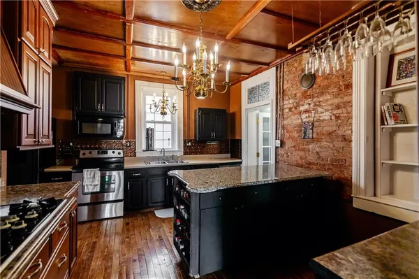 $279,000 | 601 Atchison Street, Atchison, KS 66002