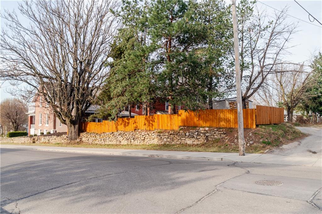 601 Atchison Street Atchison, KS 66002 - Photo 7 of 95