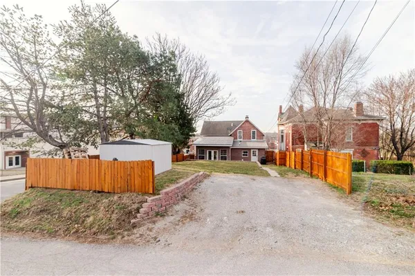 $279,000 | 601 Atchison Street, Atchison, KS 66002