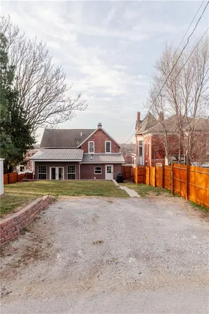 $279,000 | 601 Atchison Street, Atchison, KS 66002