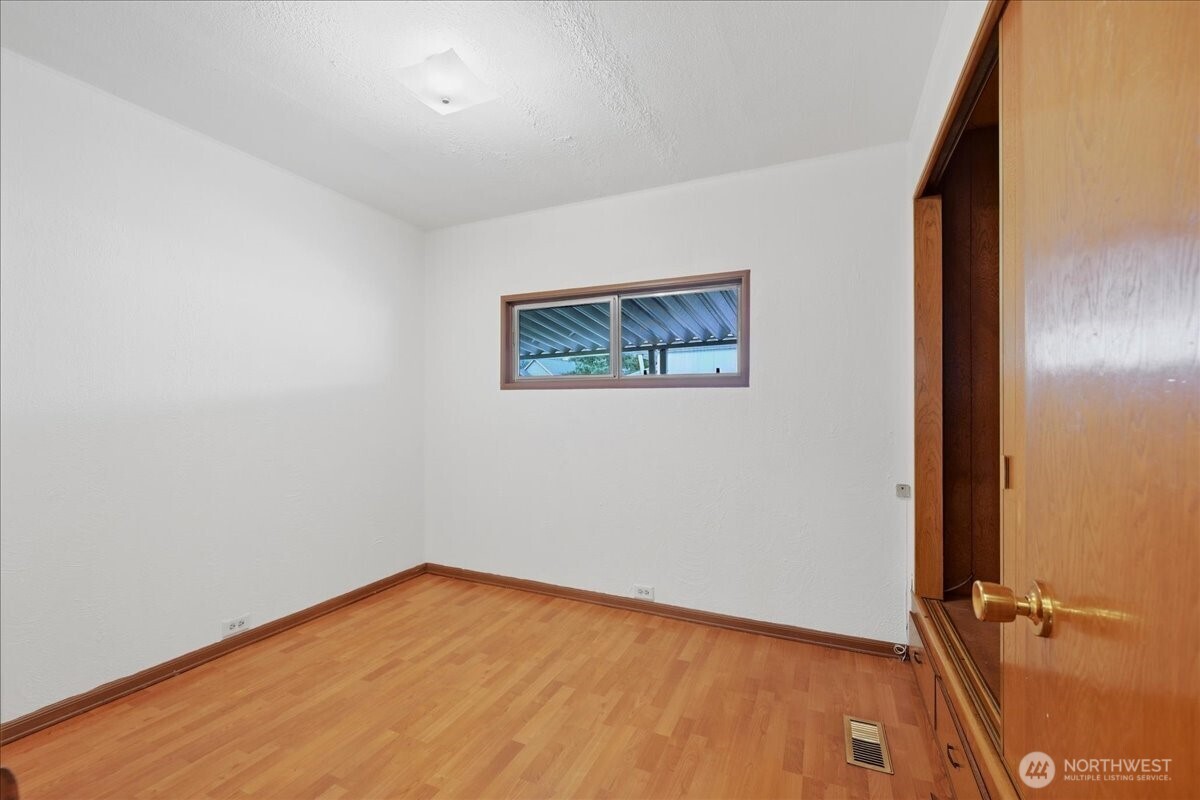 11330 East Riverside Drive, Unit 40 Bothell, WA 98011 - Photo 10 of 18 Gallery Image 10