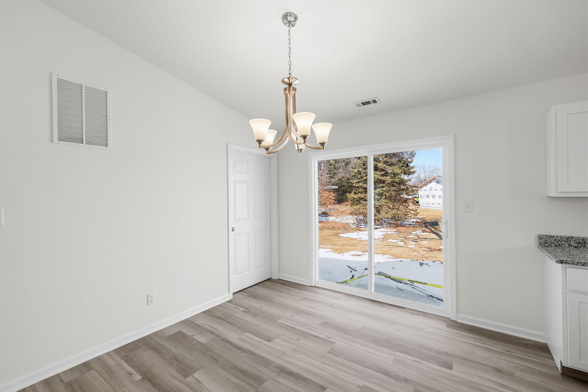522 Oxford Road Kingsford Heights, IN 46346 - Photo 11 of 21 2048x1365
